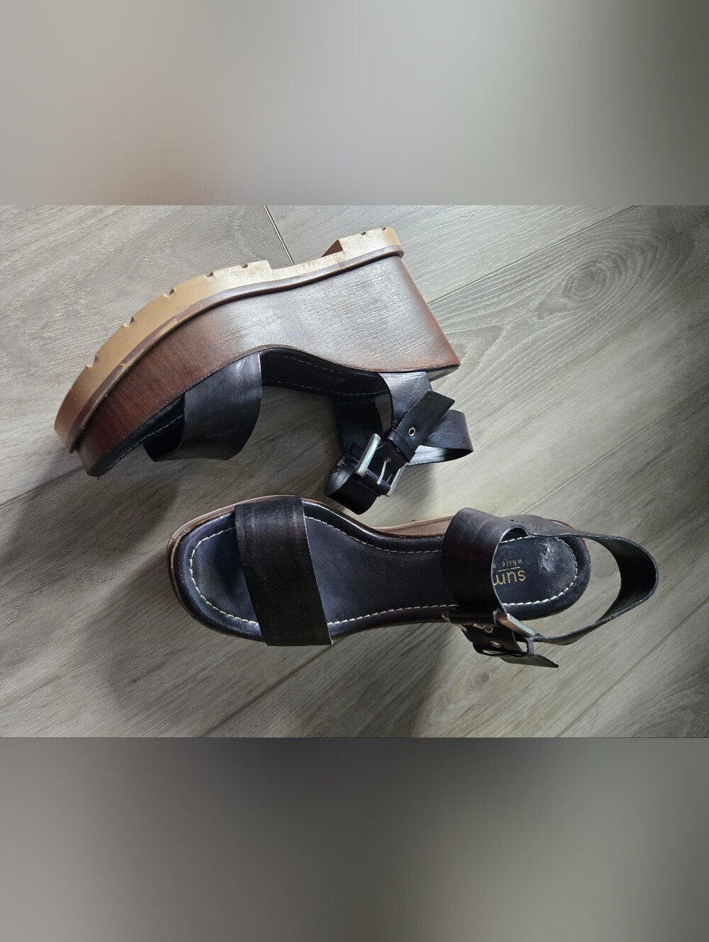 White Mountain Black Leather Platform Wedge Sandal with Wood-Look Sole, Size 38